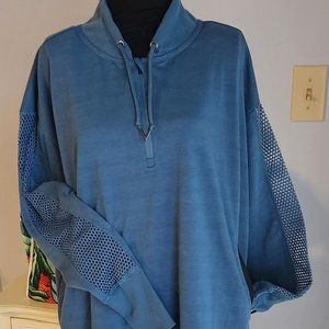 NWOT Size L Nine West Active blue knit top